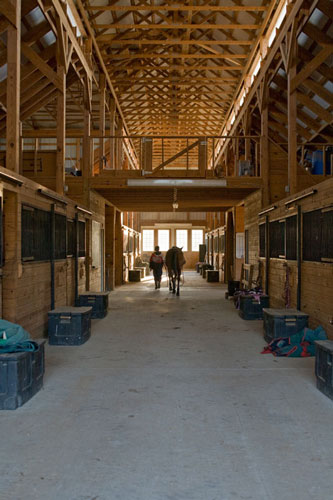 38’ x 138’ stall barn interior
